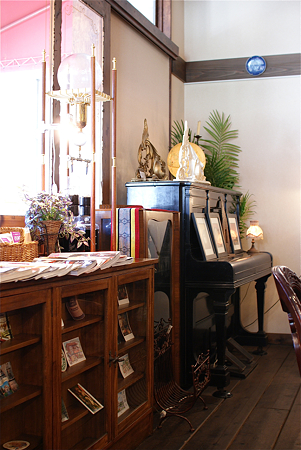 KIHEI CAFE店内