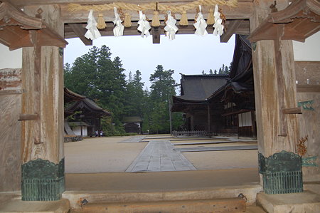 金剛峯寺下門