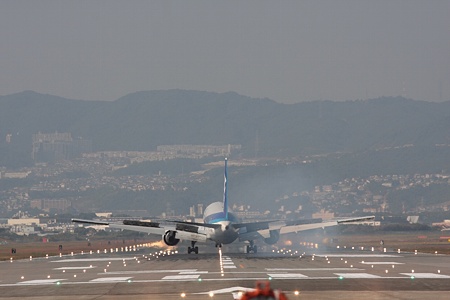RWY32L ana 183