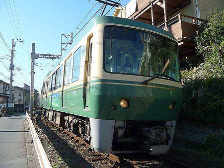 101210-江ノ電 七里ヶ浜駅 (4)