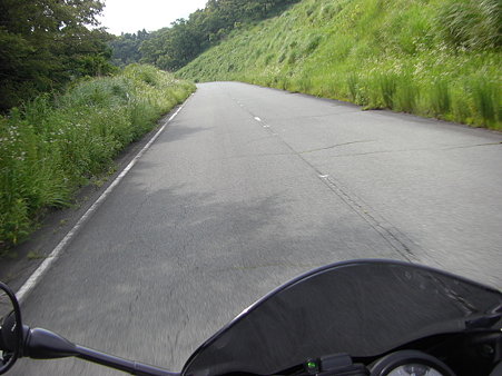 来た道戻って南登山道への道