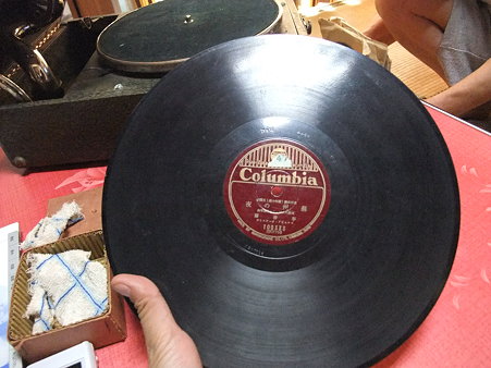 分厚いレコード盤