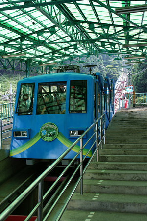 ケーブルカ御岳山090815-719