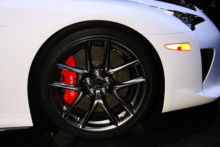レクサス（LFA）