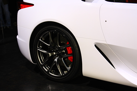 レクサス（LFA）