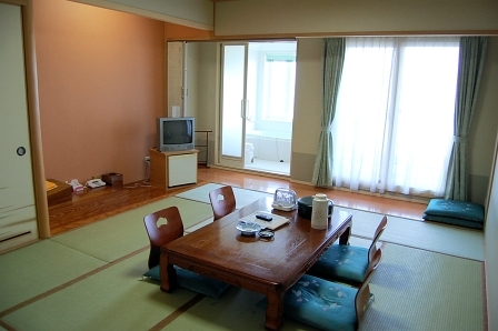 客室1